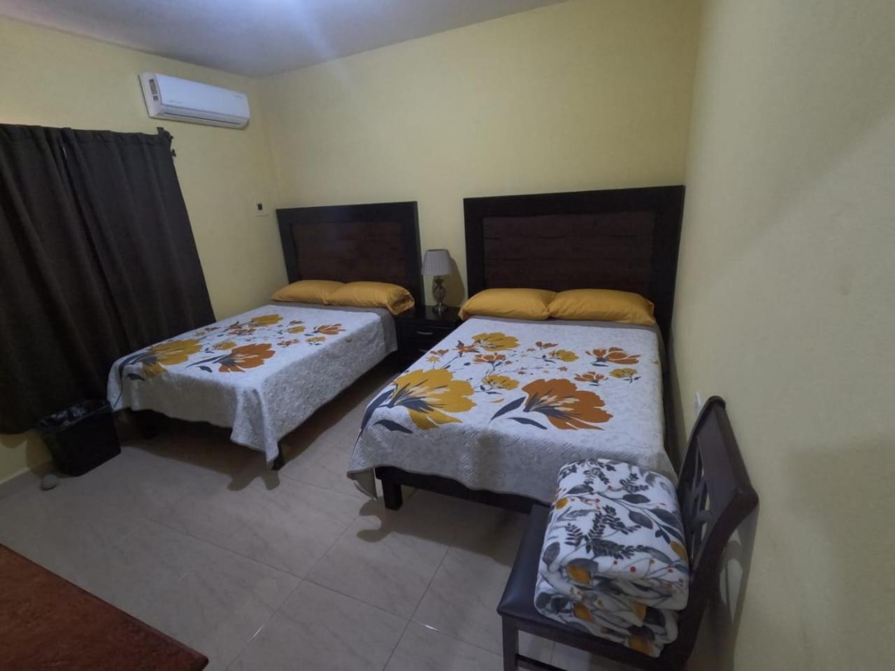 Hotel Prado'S Puerto San Carlos Extérieur photo